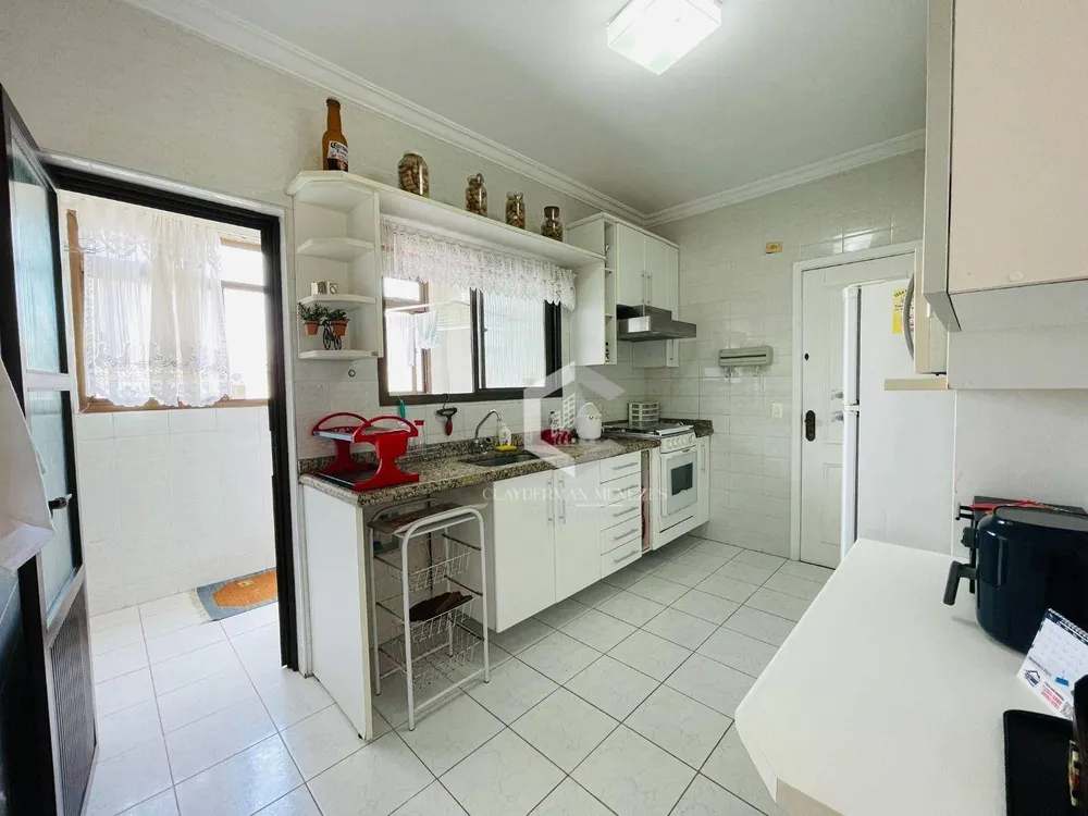 Cobertura, 3 quartos, 220 m² - Foto 10