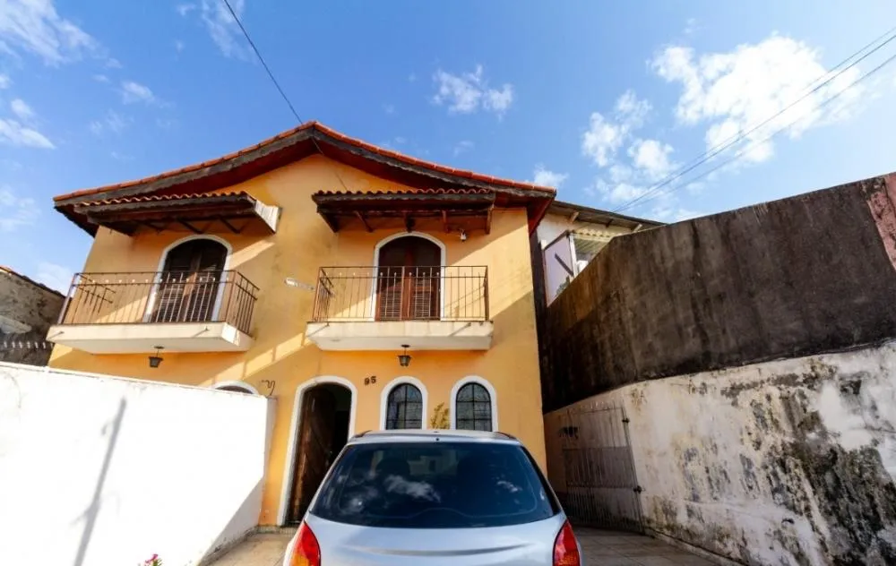 Casa, 3 quartos, 137 m² - Foto 1