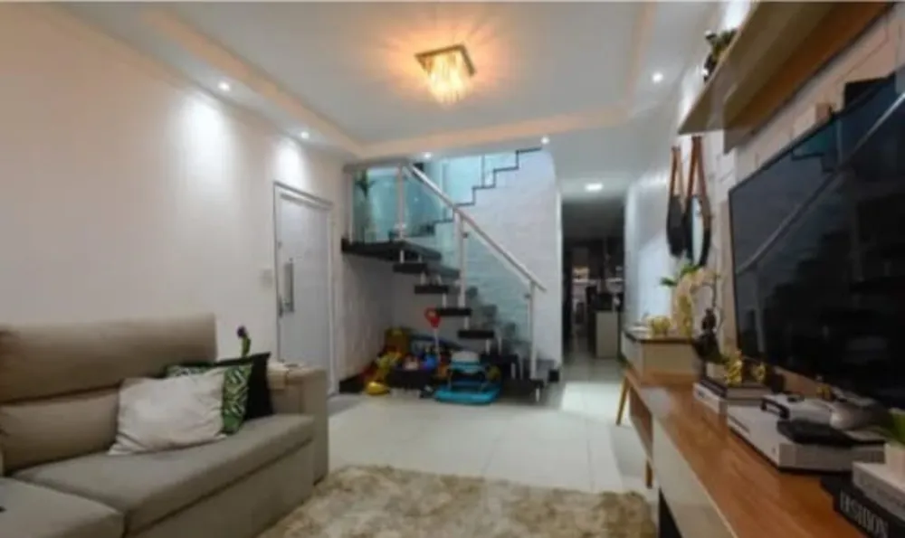 Casa, 4 quartos, 215 m² - Foto 1