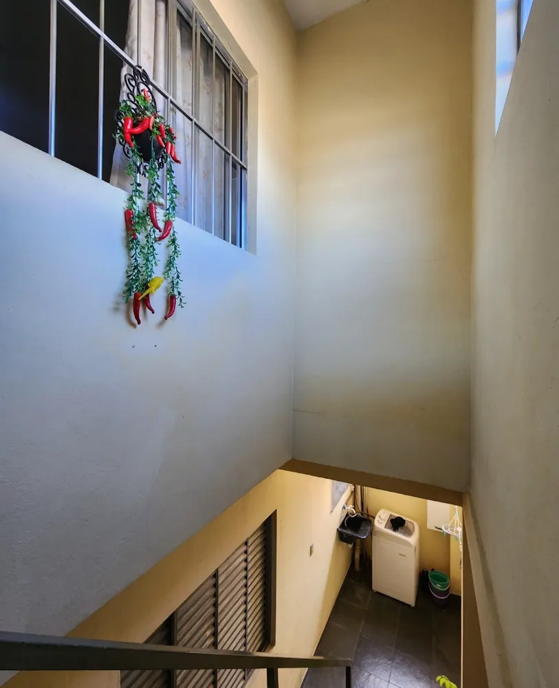 Casa, 4 quartos, 208 m² - Foto 2