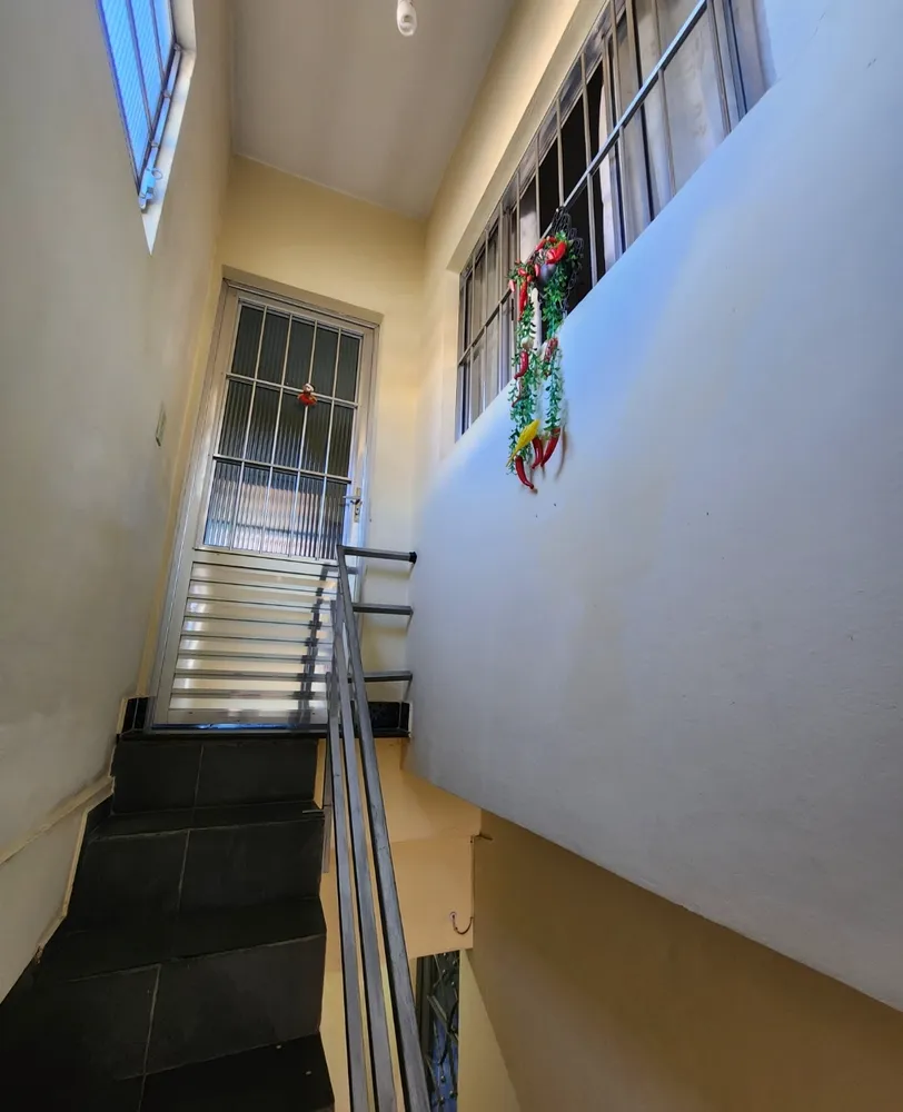 Casa, 4 quartos, 208 m² - Foto 1