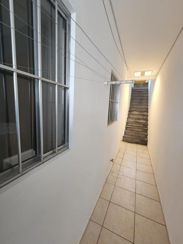 Casa, 6 quartos, 200 m² - Foto 5