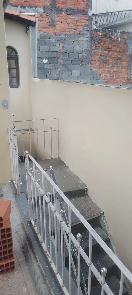 Casa, 6 quartos, 125 m² - Foto 1