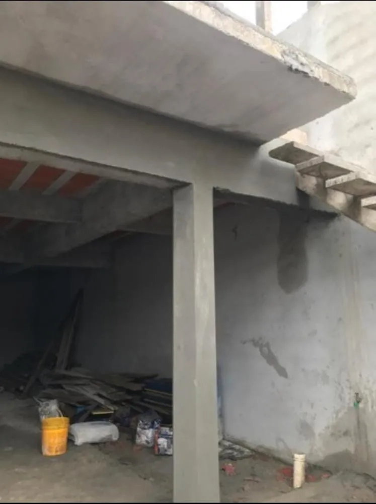 Casa, 5 quartos, 220 m² - Foto 1