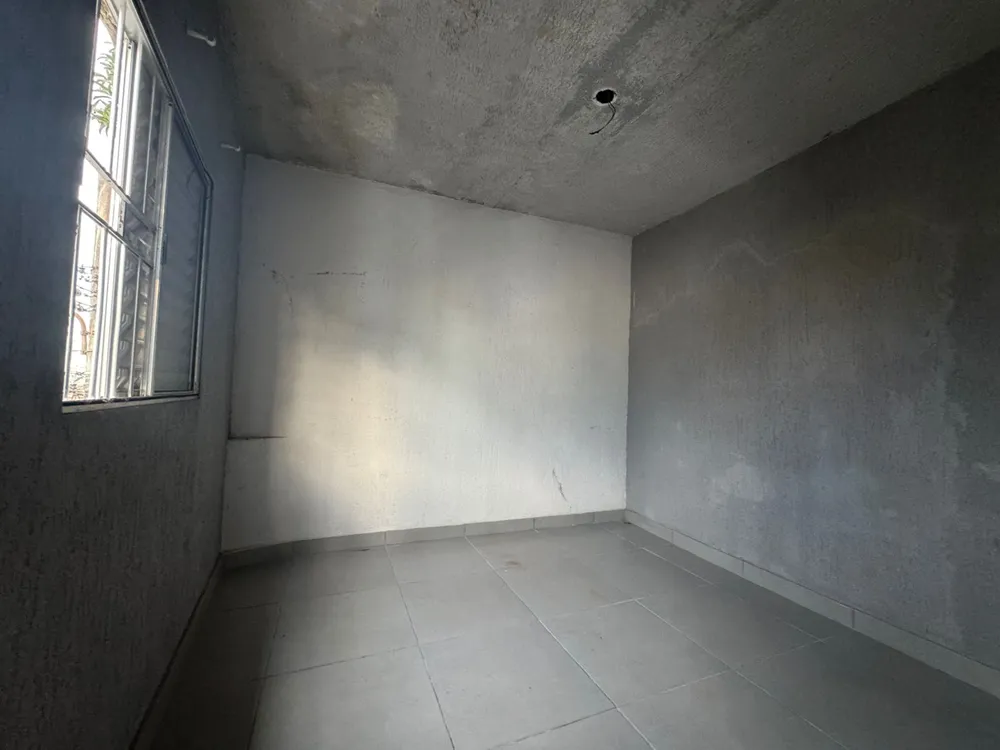 Casa, 6 quartos, 209 m² - Foto 1