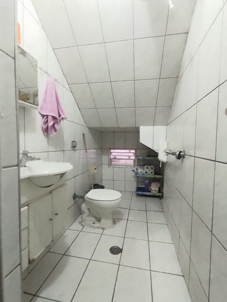 Casa à venda com 4 quartos, 122m² - Foto 3