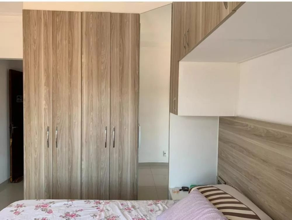 Casa à venda com 3 quartos, 173m² - Foto 8