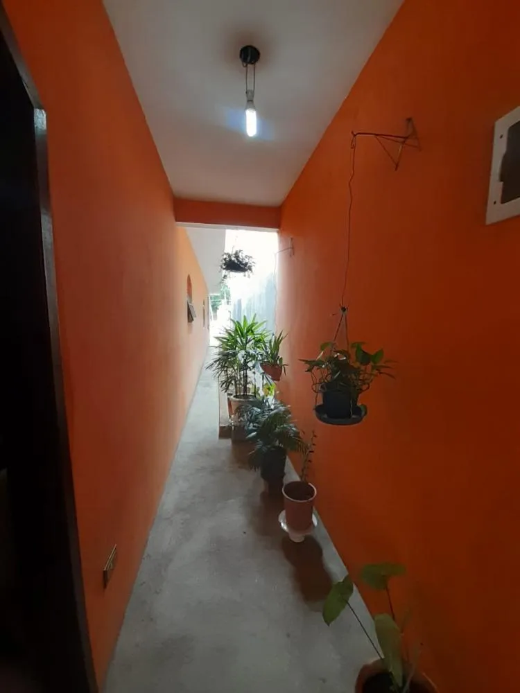 Casa, 6 quartos, 142 m² - Foto 2