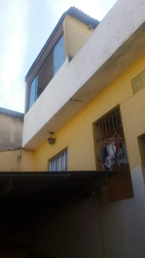 Casa, 3 quartos, 229 m² - Foto 1