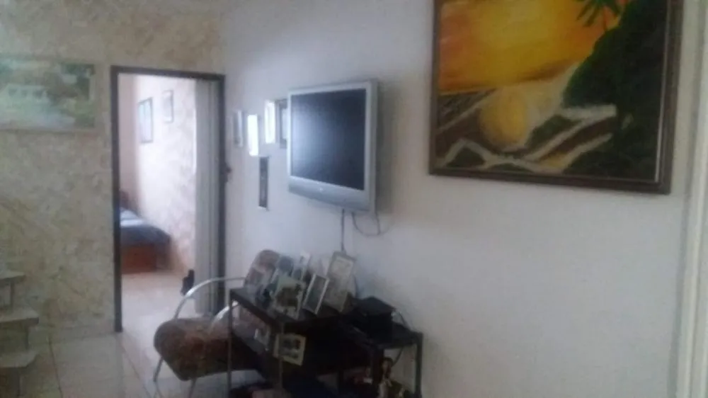 Casa, 3 quartos, 229 m² - Foto 2