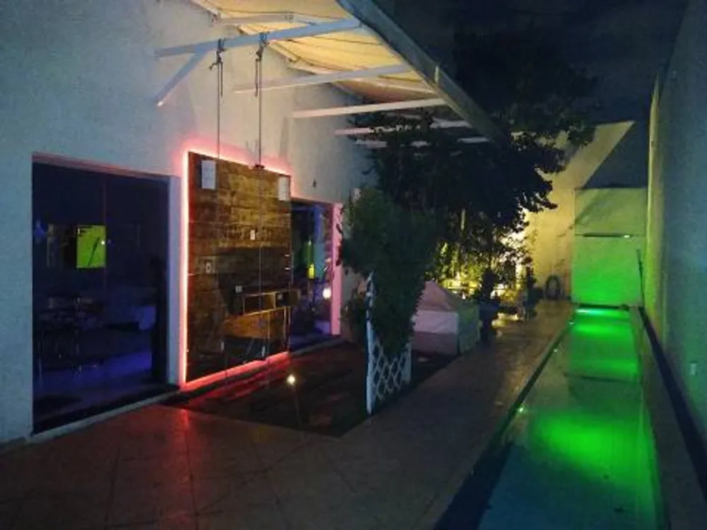 Casa, 3 quartos, 270 m² - Foto 4