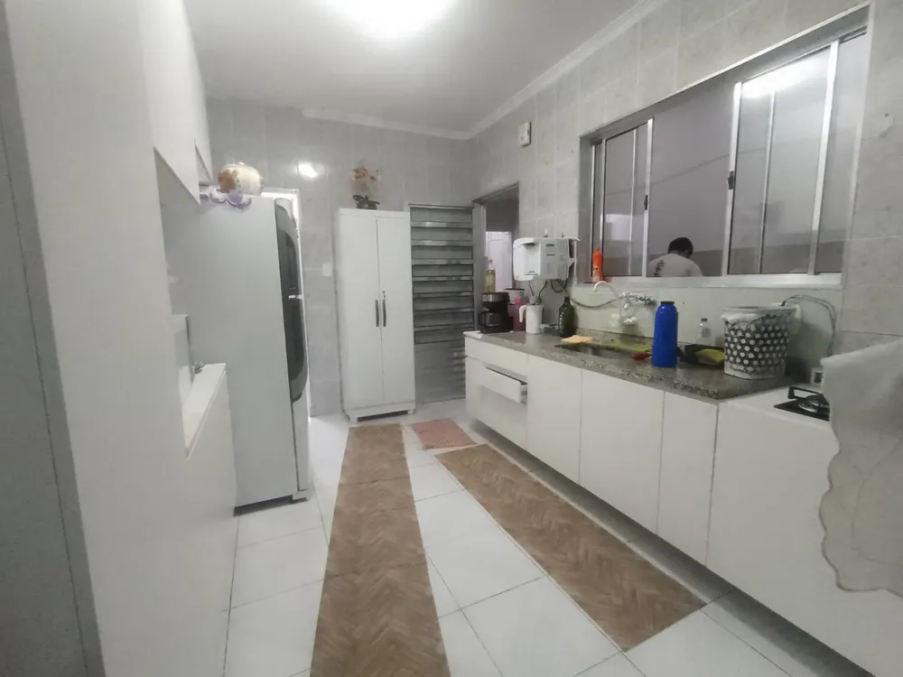 Casa, 3 quartos, 180 m² - Foto 2