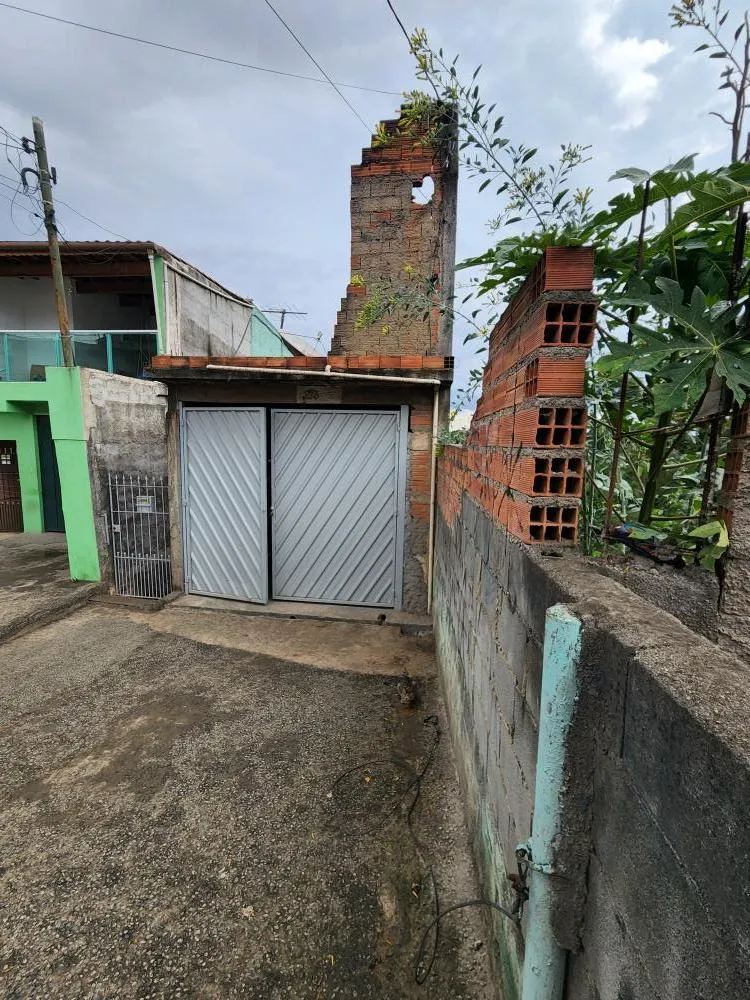 Casa, 4 quartos, 146 m² - Foto 1