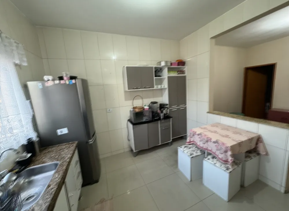 Casa, 5 quartos, 125 m² - Foto 2