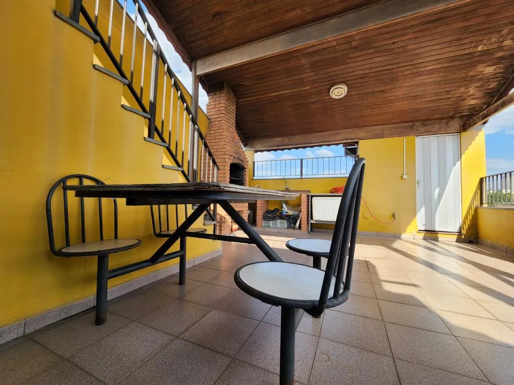 Casa, 3 quartos, 270 m² - Foto 1