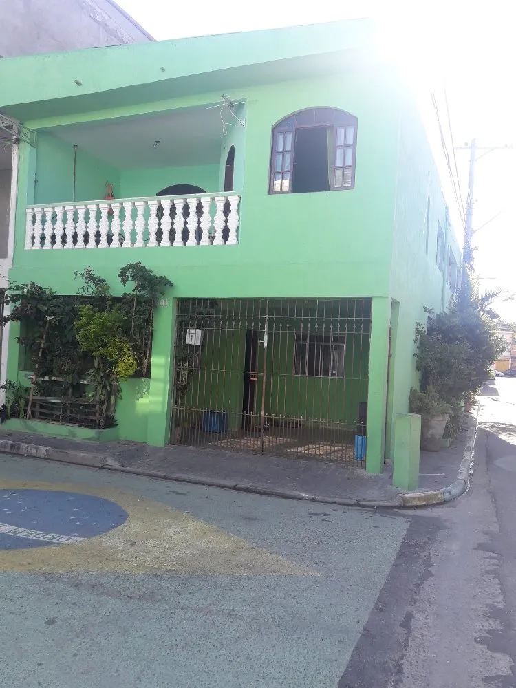 Casa, 4 quartos, 131 m² - Foto 1