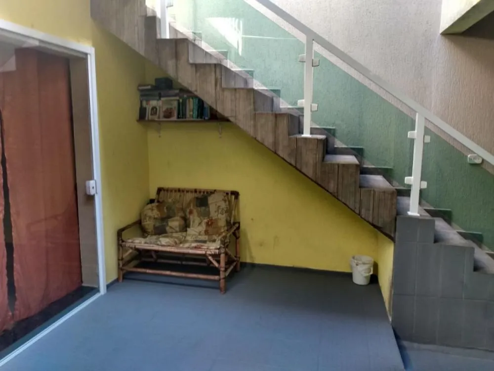 Casa, 4 quartos, 190 m² - Foto 2