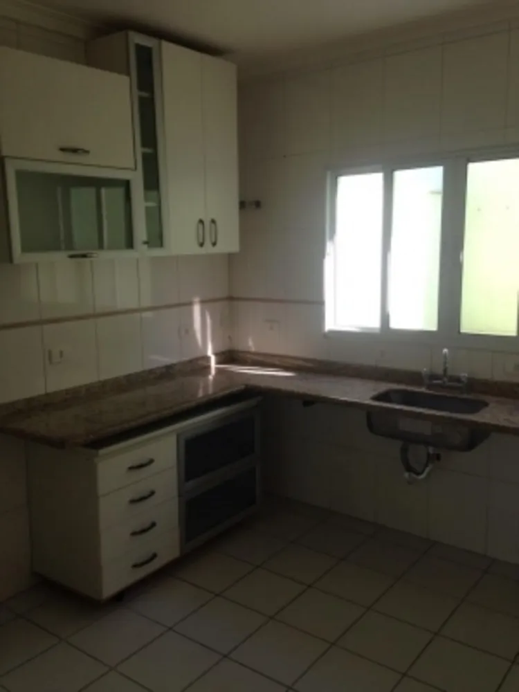Casa, 3 quartos, 191 m² - Foto 4