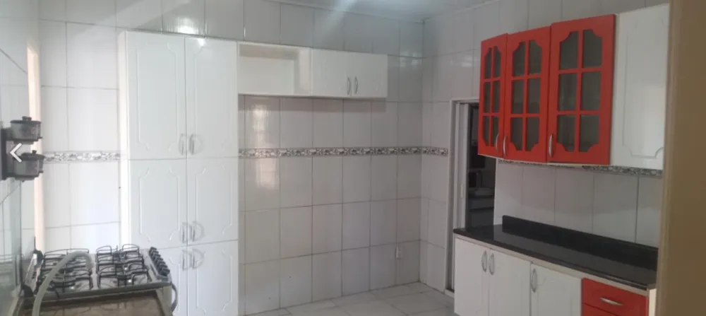 Casa, 8 quartos, 274 m² - Foto 3