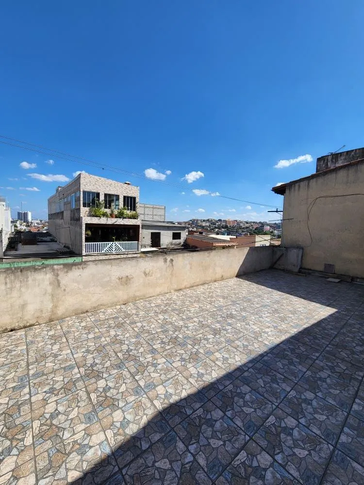 Casa, 6 quartos, 250 m² - Foto 2