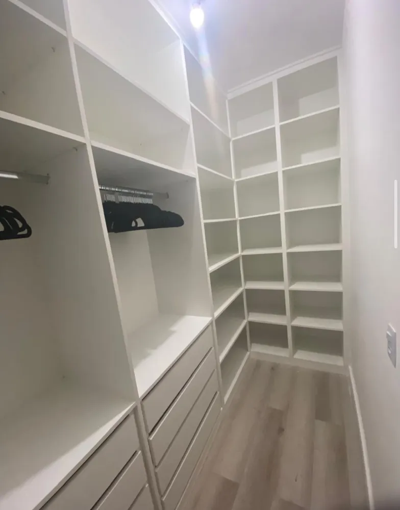 Casa, 3 quartos, 192 m² - Foto 2