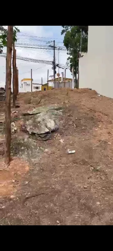 Terreno, 141 m² - Foto 1