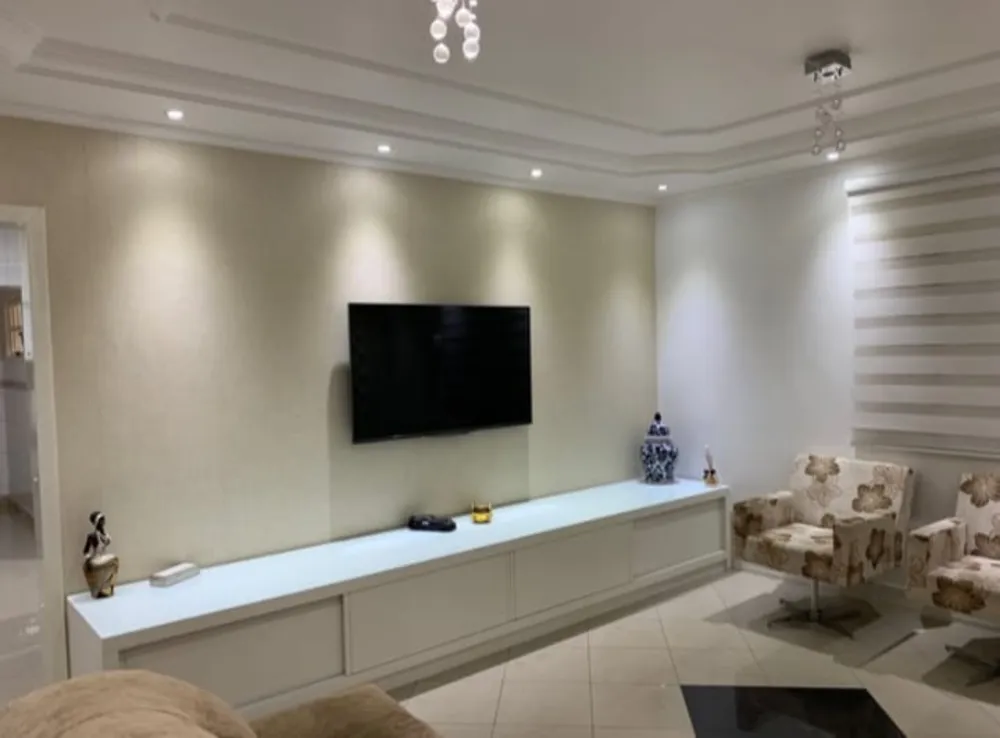 Casa, 3 quartos, 326 m² - Foto 1