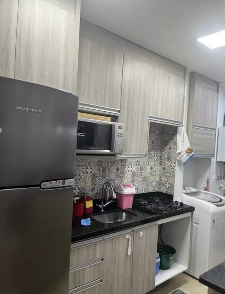 Apartamento à venda com 2 quartos, 47m² - Foto 2