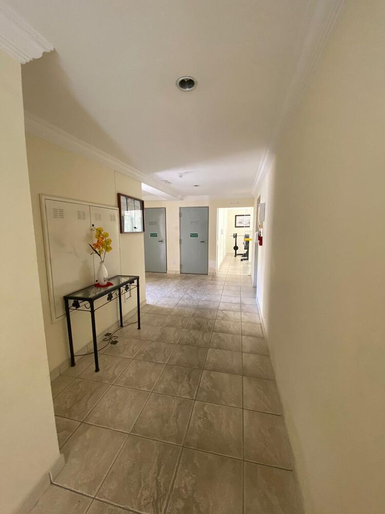 Apartamento à venda com 2 quartos, 62m² - Foto 8