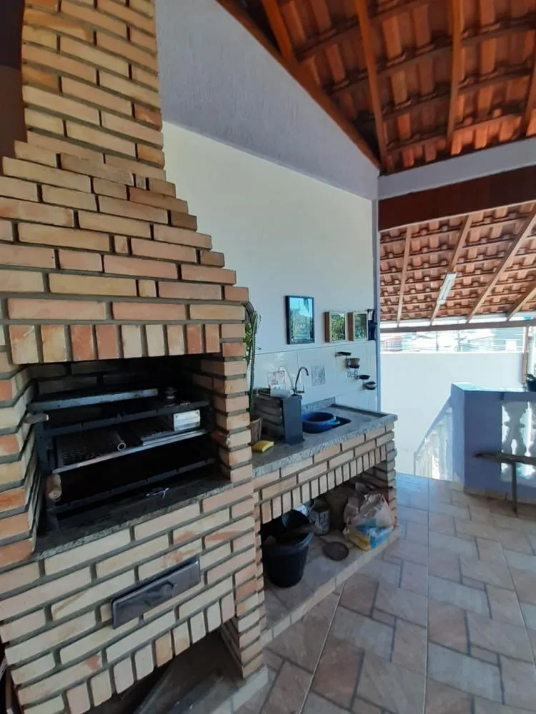 Casa, 3 quartos, 239 m² - Foto 3