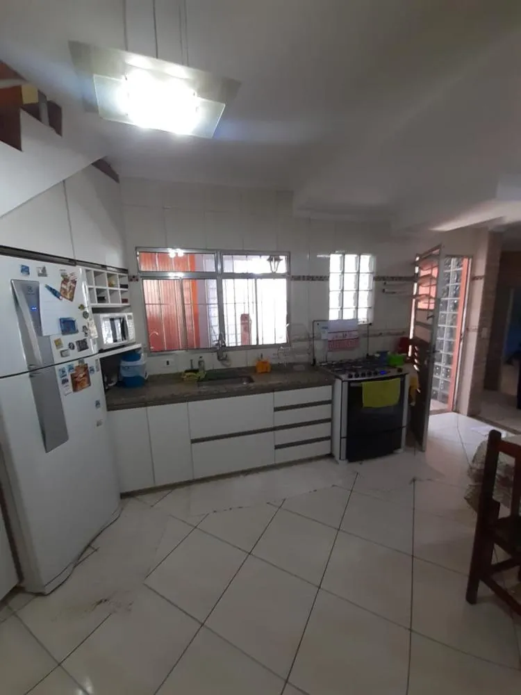 Casa, 3 quartos, 239 m² - Foto 5