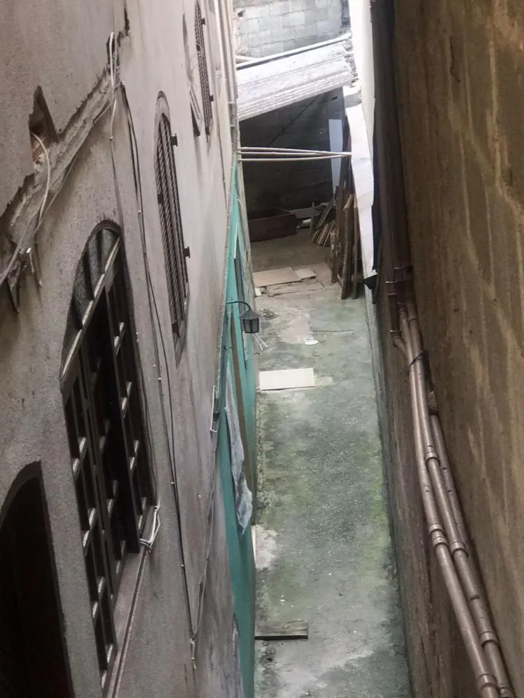 Casa, 6 quartos, 127 m² - Foto 2