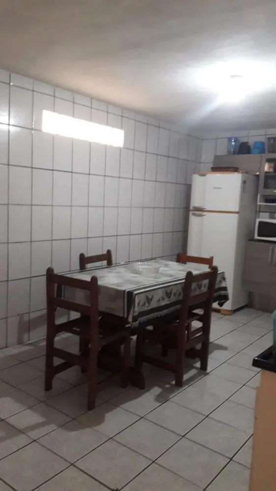 Casa, 3 quartos, 229 m² - Foto 1