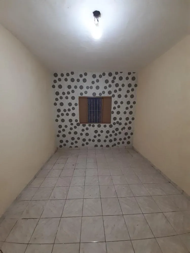 Casa, 4 quartos, 131 m² - Foto 2
