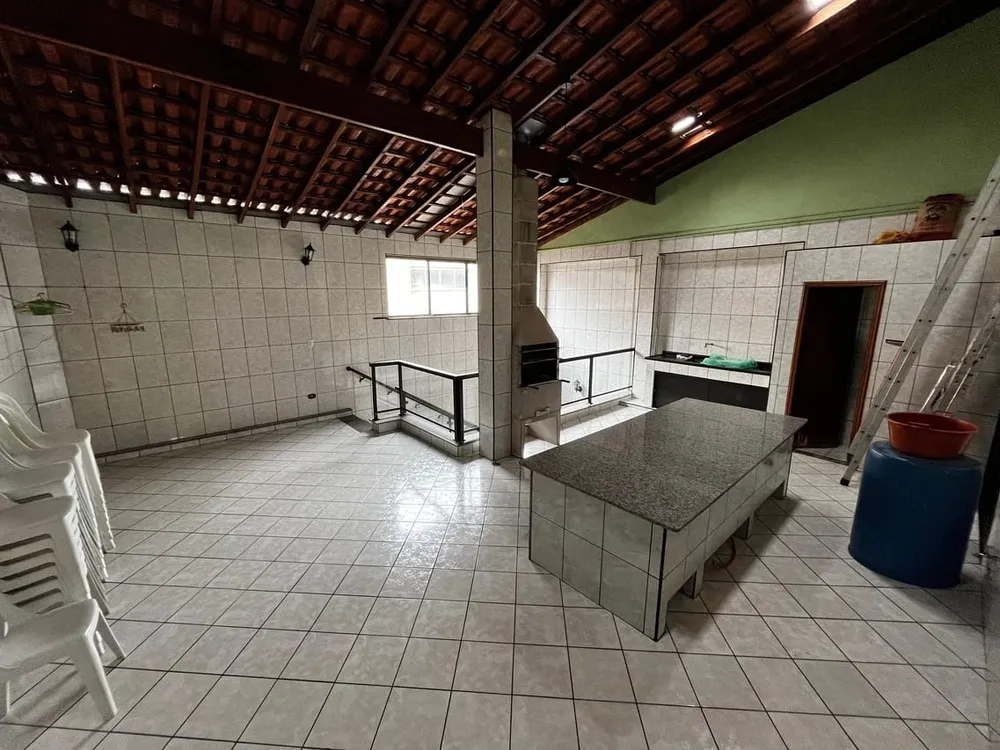 Casa, 5 quartos, 125 m² - Foto 2