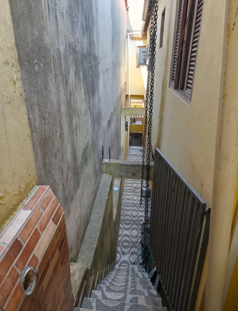 Casa, 5 quartos, 217 m² - Foto 2