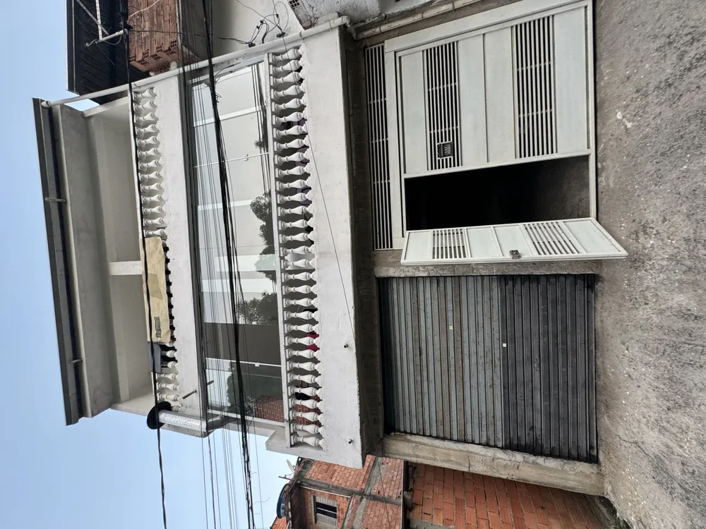 Casa, 5 quartos, 240 m² - Foto 1