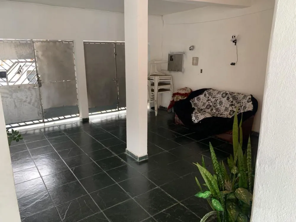 Casa, 4 quartos, 250 m² - Foto 4