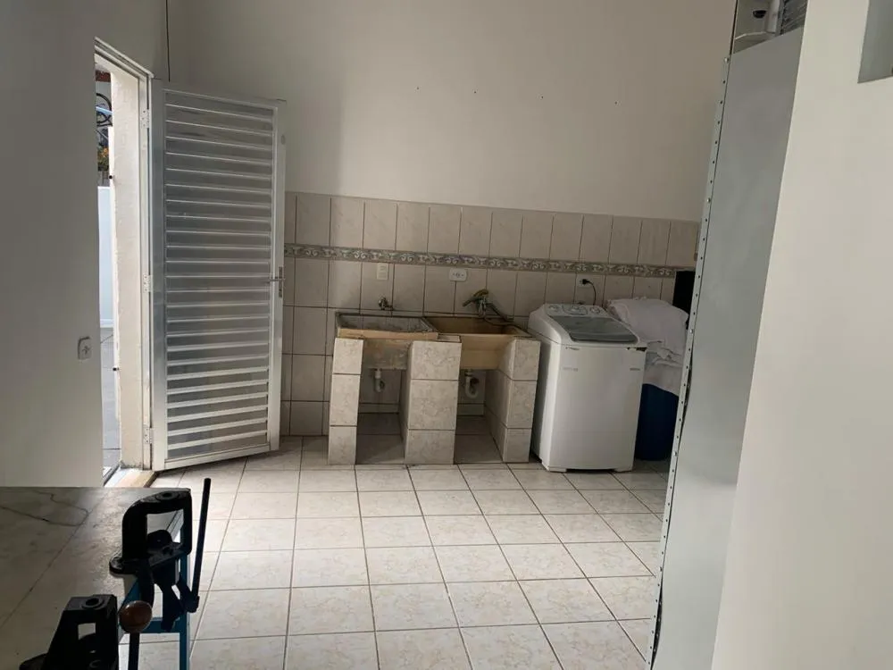 Casa, 4 quartos, 250 m² - Foto 2