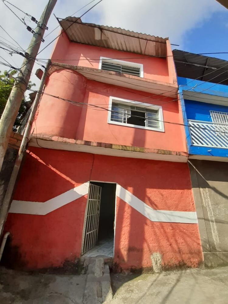 Casa à venda com 10 quartos, 480m² - Foto 1