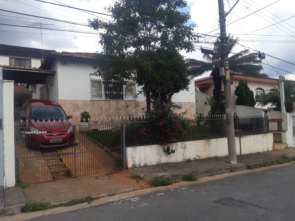 Casa, 3 quartos, 250 m² - Foto 2