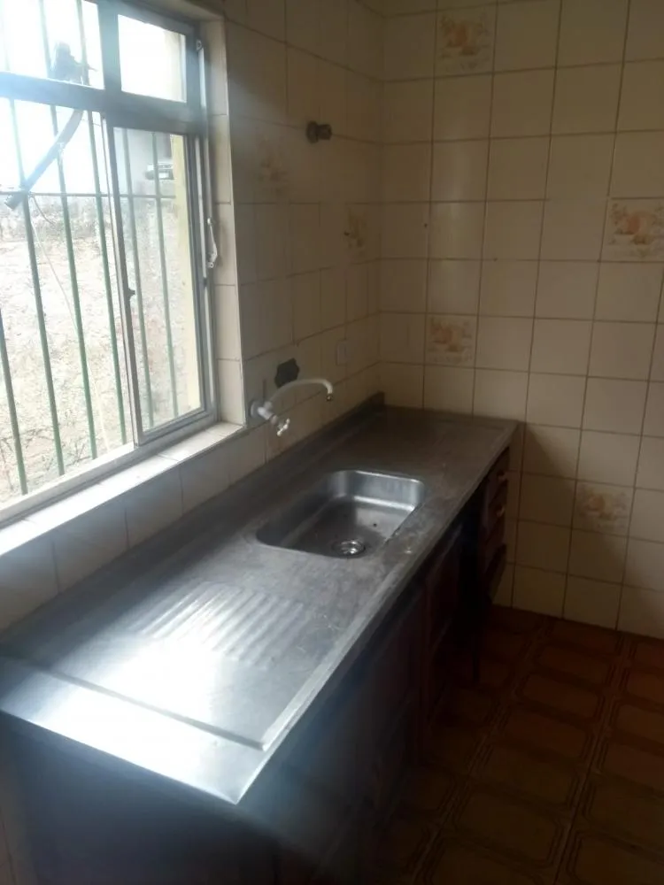 Casa, 4 quartos, 230 m² - Foto 2