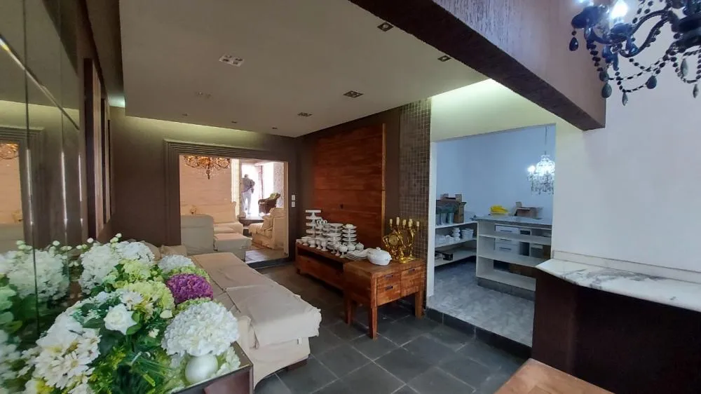 Casa, 4 quartos, 384 m² - Foto 1