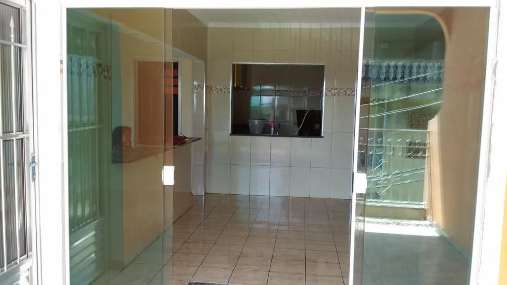 Casa, 6 quartos, 140 m² - Foto 3