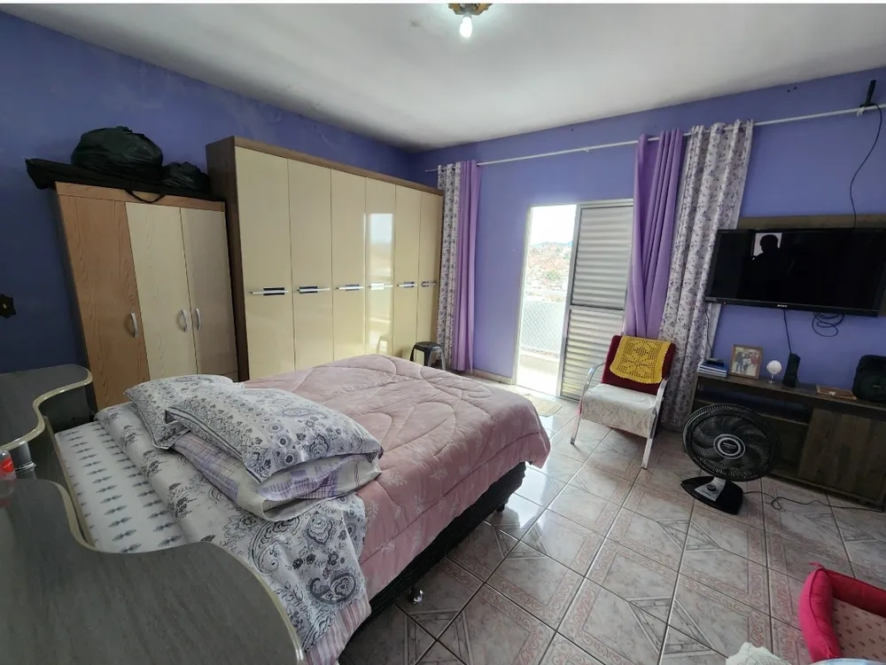 Casa, 6 quartos, 285 m² - Foto 2