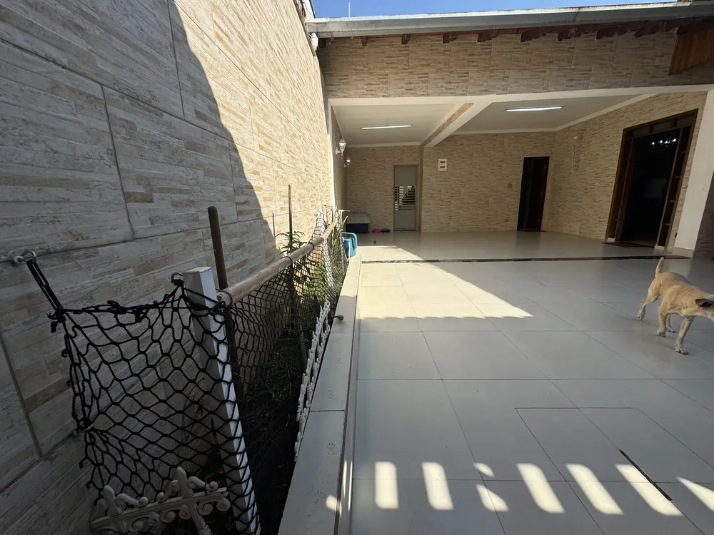 Casa, 3 quartos, 207 m² - Foto 3