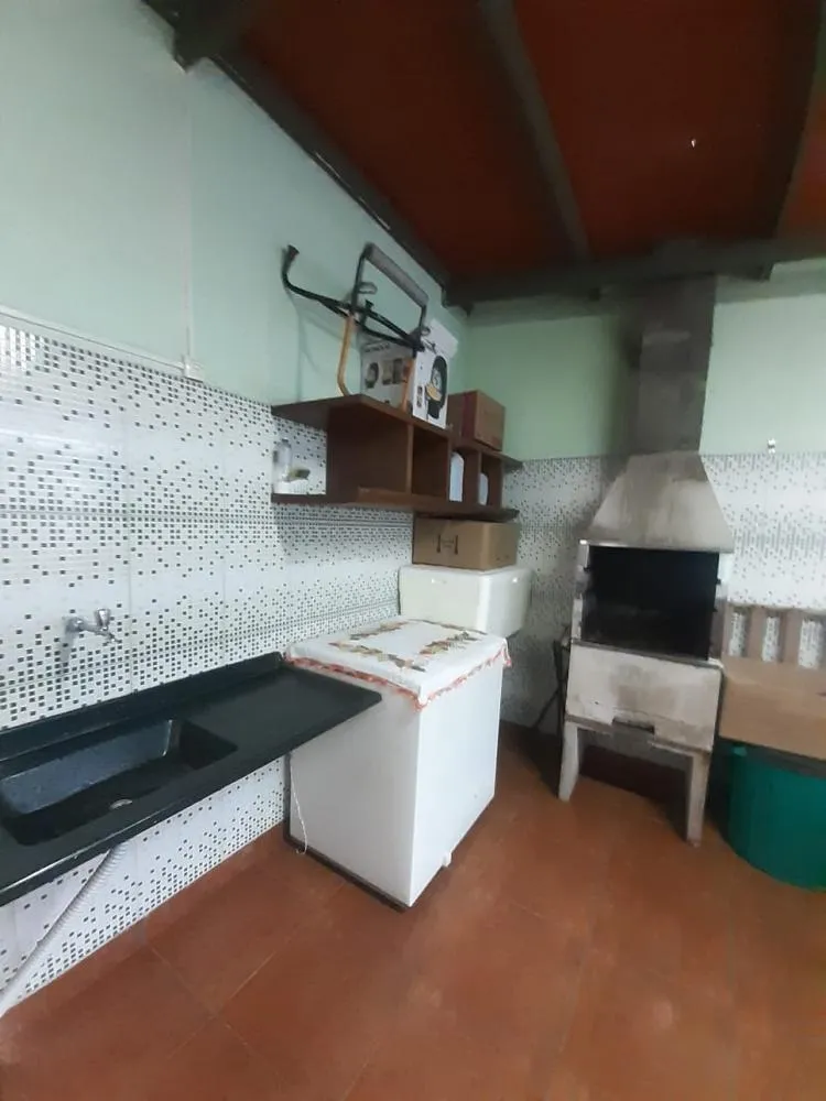 Casa, 7 quartos, 262 m² - Foto 1