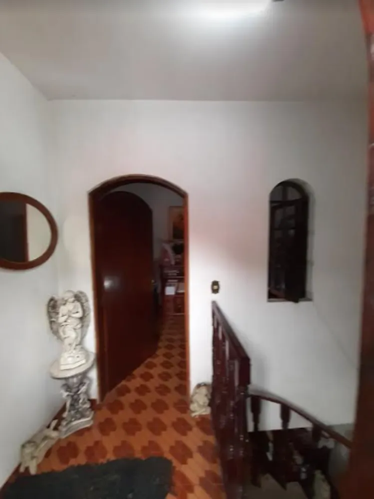 Casa, 6 quartos, 184 m² - Foto 8