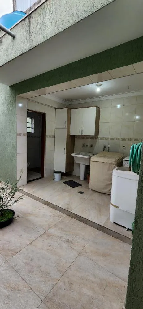 Casa, 3 quartos, 242 m² - Foto 6