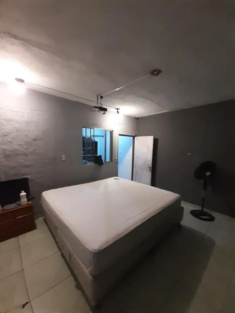 Casa, 10 quartos, 301 m² - Foto 5